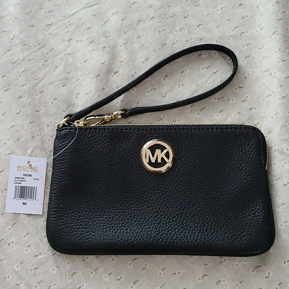 Michael Kors Wristlet